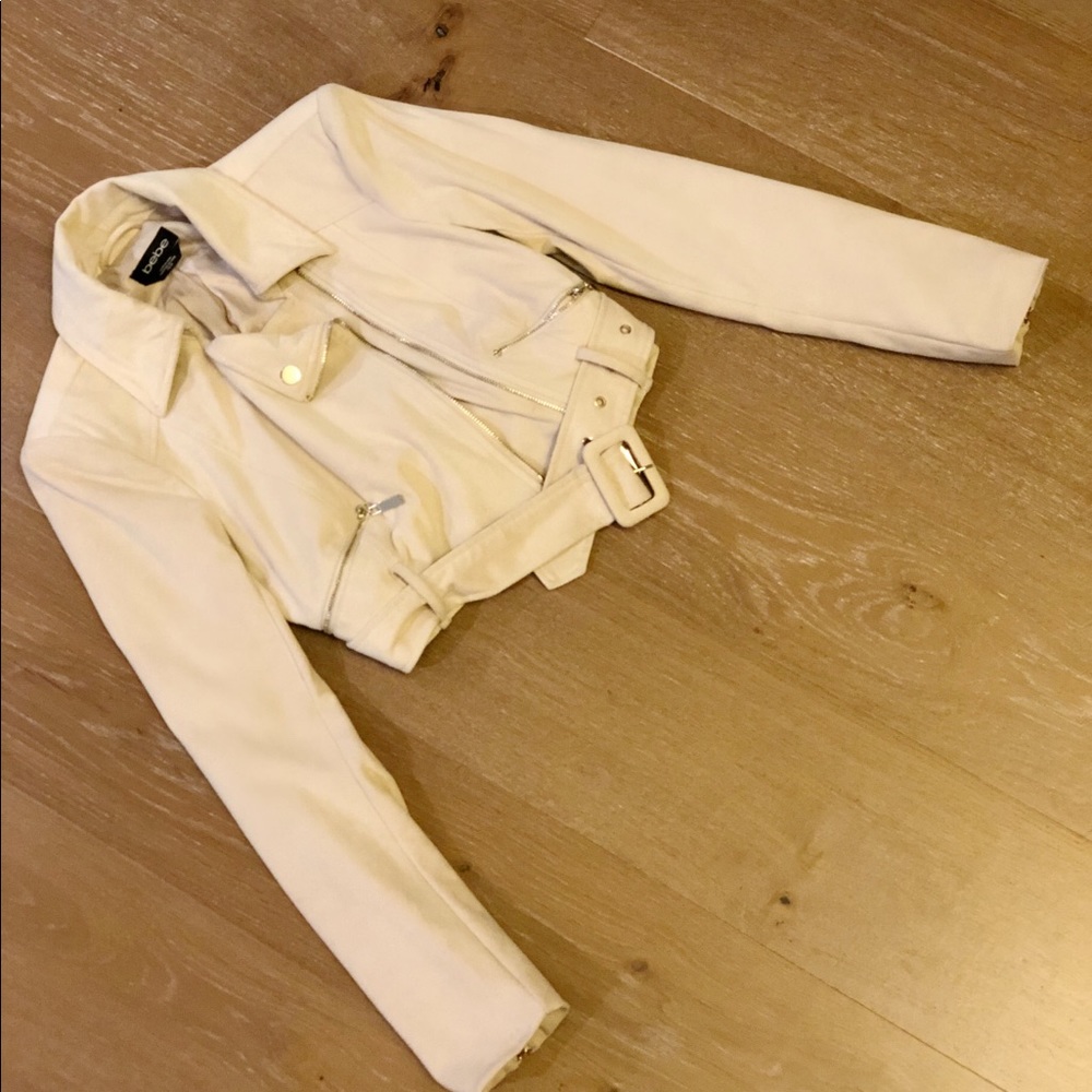 Bebe crop jacket Xs